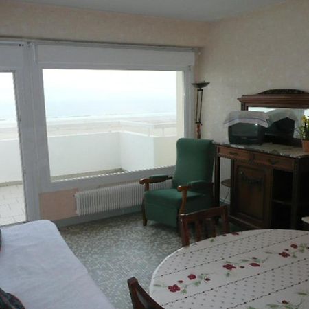 Appartement Front De Mer Avec Terrasse - 2 Chambres, Animaux Acceptes - Fr-1-674-16 Berck Bagian luar foto