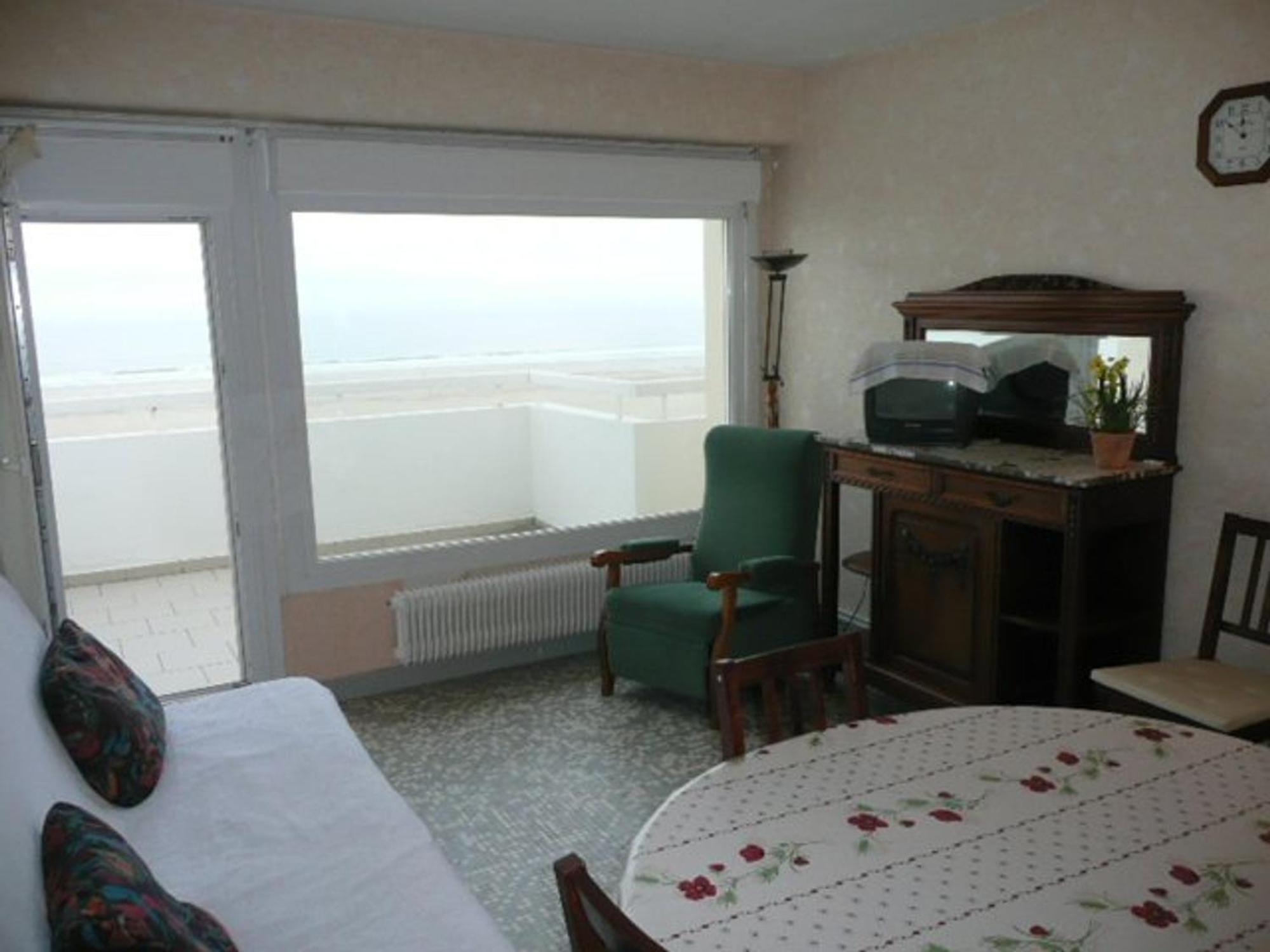 Appartement Front De Mer Avec Terrasse - 2 Chambres, Animaux Acceptes - Fr-1-674-16 Berck Bagian luar foto